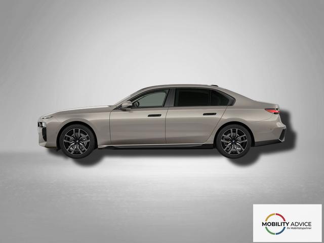 BMW 7er xDrive M Sportpaket Pro 8-Gang Steptronic 740 