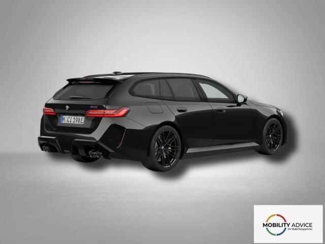 BMW M5 Touring 4.4 8-Gang Steptronic xDrive 