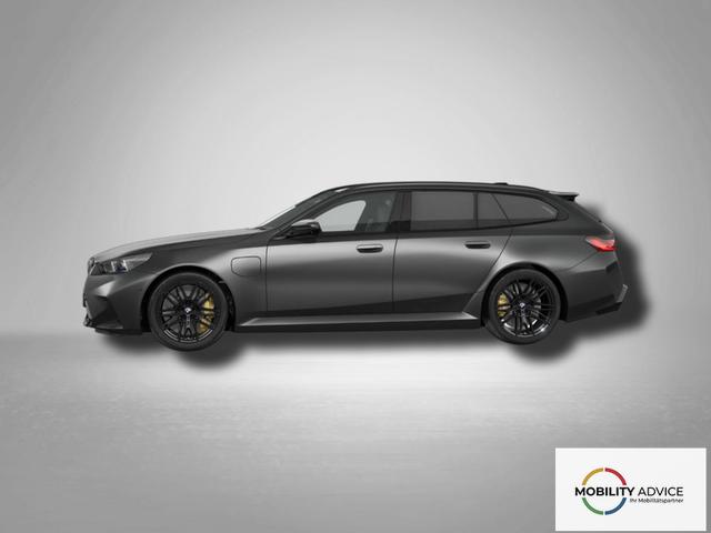 BMW M5 Touring 4.4 8-Gang Steptronic xDrive 