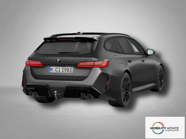 BMW M5 Touring 4.4 8-Gang Steptronic xDrive 