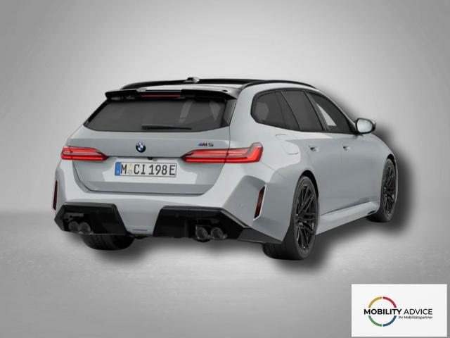 BMW M5 Touring 4.4 8-Gang Steptronic xDrive 