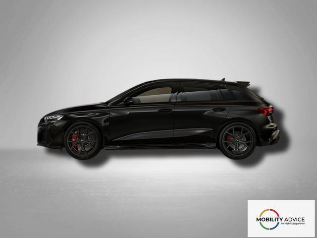 Audi RS3 2.5 294 kW TFSI quattro Allrad 