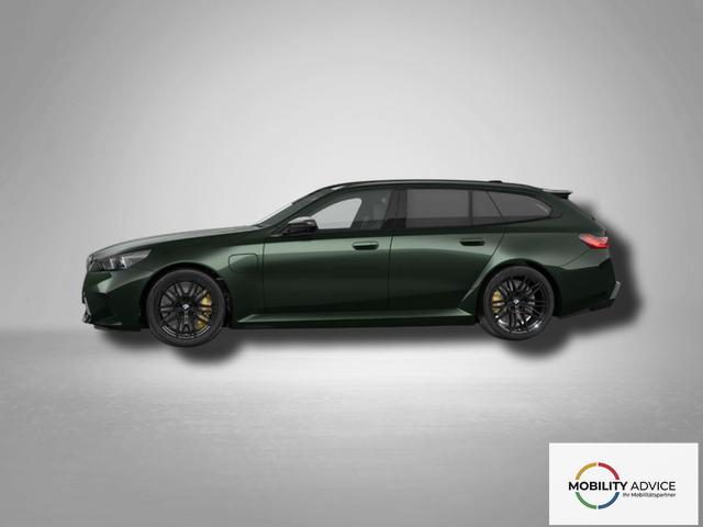 BMW M5 M 4.4 V8 Plug in Hybrid 8-Gang Steptronic 