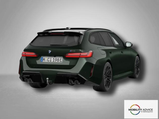 BMW M5 M 4.4 V8 Plug in Hybrid 8-Gang Steptronic 