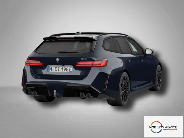BMW M5 M 4.4 V8 Plug in Hybrid 8-Gang Steptronic 