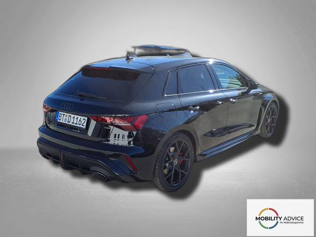 Audi RS3 Sportback 2.5 TFSI 7-Gang S tronic quattro 