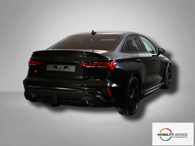 Audi RS3 2.5 TFSI 7-Gang S tronic quattro 