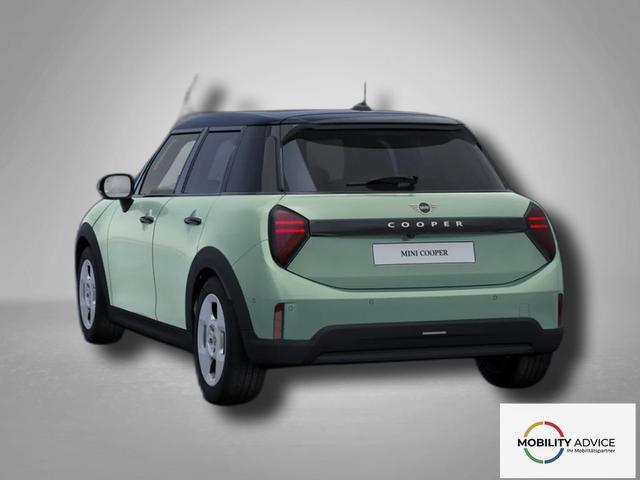MINI Cooper C Essential Trim 1.5 7-Gang Steptronic 