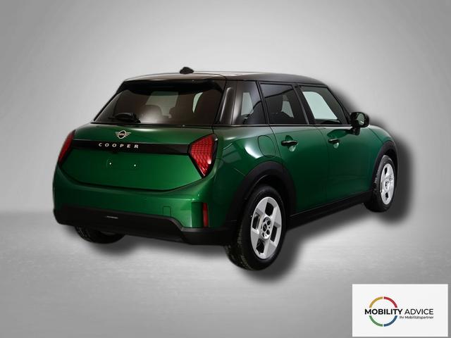 MINI Cooper C Essential Trim 1.5 7-Gang Steptronic 