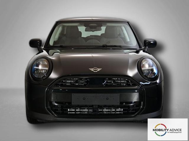 MINI Cooper C Essential Trim 1.5 7-Gang Steptronic 