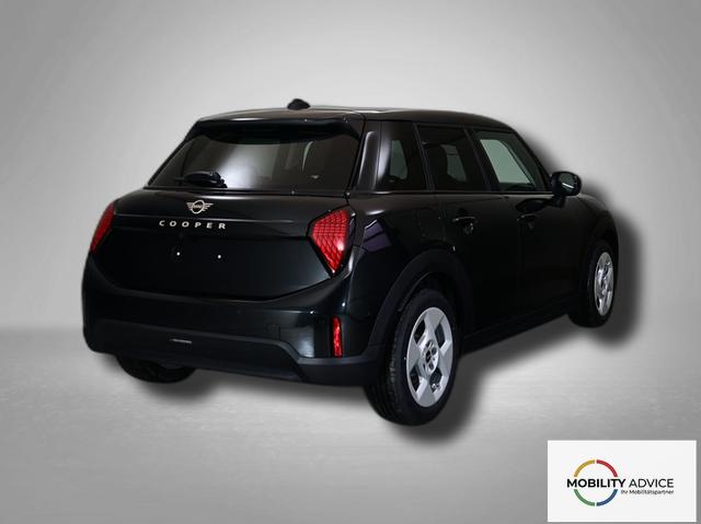 MINI Cooper C Essential Trim 1.5 7-Gang Steptronic 
