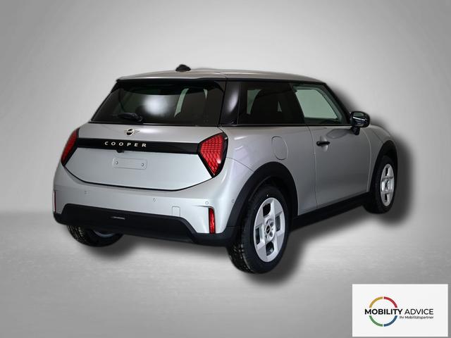 MINI Cooper C Essential Trim 1.5 7-Gang Steptronic 