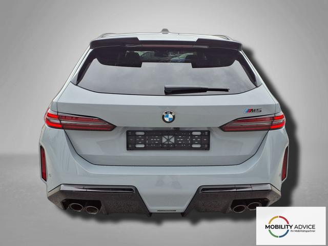 BMW M5 Touring 4.4 8-Gang Steptronic xDrive 