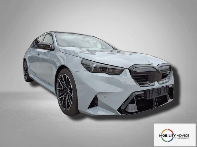 BMW M5 Touring 4.4 8-Gang Steptronic xDrive 