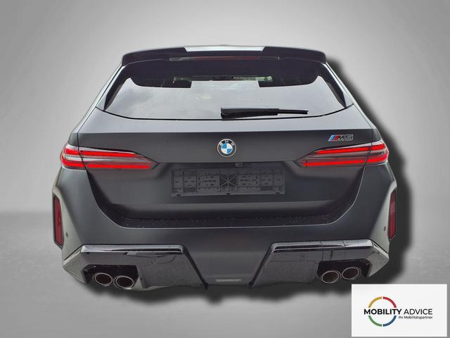 BMW M5 M 4.4 V8 Plug in Hybrid 8-Gang Steptronic 