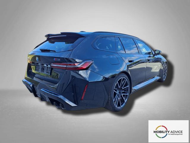 BMW M5 Touring 4.4 8-Gang Steptronic xDrive 