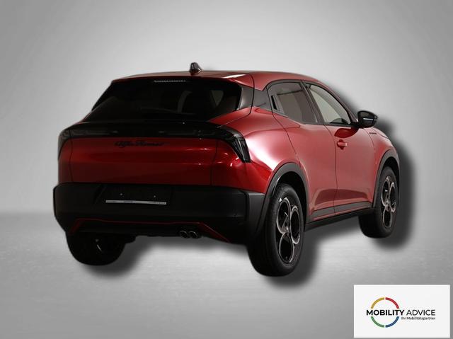 Alfa Romeo Junior Ibrida 1.2 VGT 48V-Hybrid 107 kW Speciale 