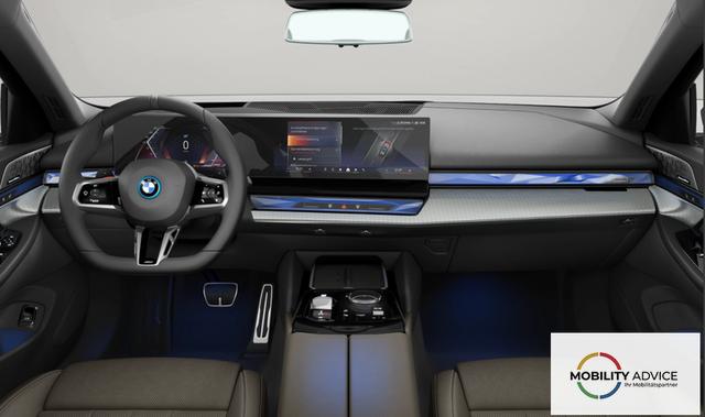 BMW 5er Touring M Sportpaket Pro 550e xDrive 