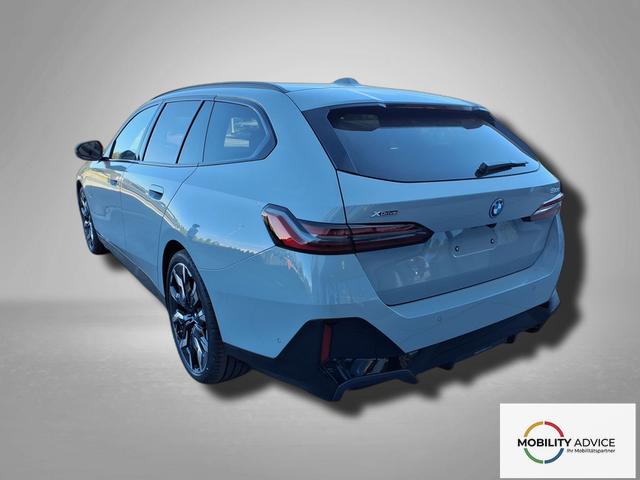 BMW 5er Touring M Sportpaket Pro 550e xDrive 