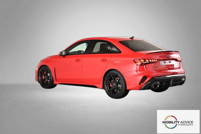 Audi RS3 Limousine 2.5 TFSI 7-Gang S tronic 
