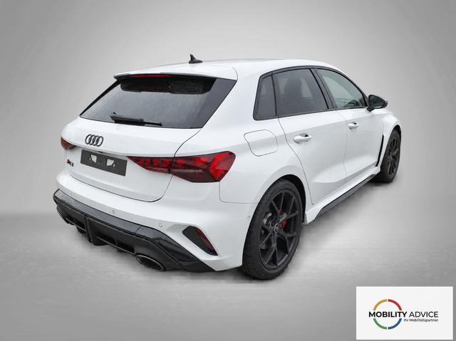 Audi RS3 Sportback 2.5 TFSI 7-Gang S tronic quattro 