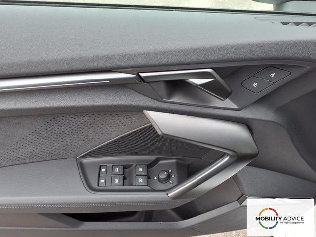 Audi RS3 Sportback 2.5 TFSI 7-Gang S tronic quattro 
