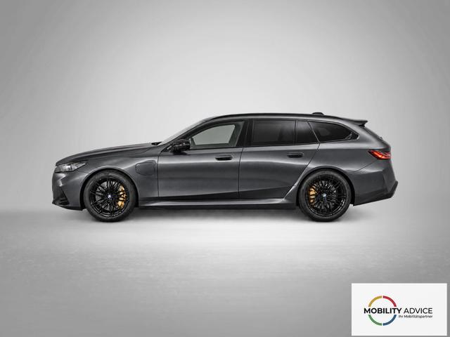 BMW M5 M 4.4 V8 Plug in Hybrid 8-Gang Steptronic 