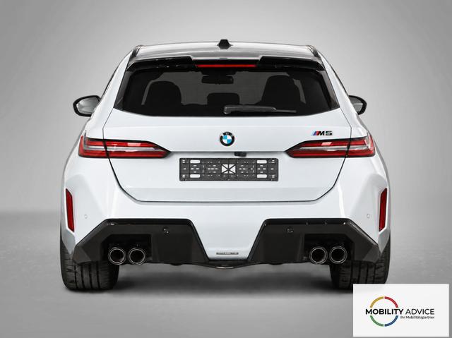 BMW M5 M 4.4 V8 Plug in Hybrid 8-Gang Steptronic 