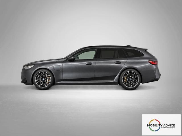 BMW M5 M 4.4 V8 Plug in Hybrid 8-Gang Steptronic 