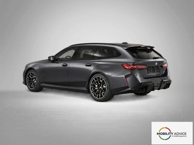 BMW M5 M 4.4 V8 Plug in Hybrid 8-Gang Steptronic 