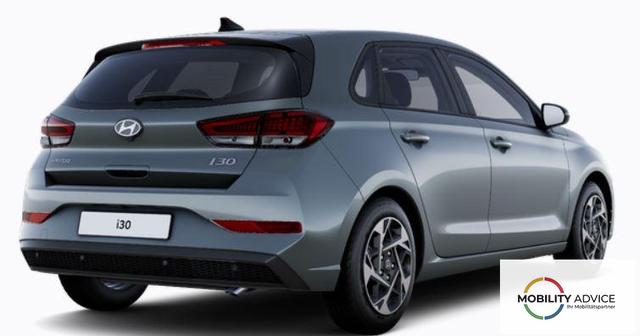 Hyundai i30 Family HB GO*Navi*LED*Shzg*Lhzg*PDC*Cam*16Zoll* 