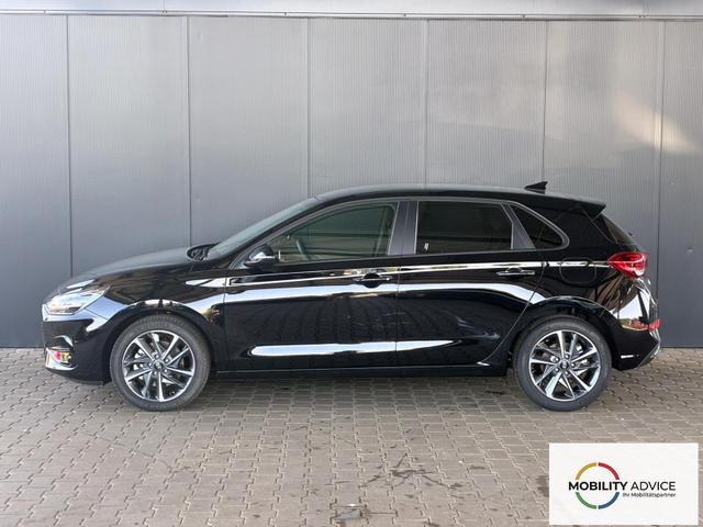 Hyundai i30 Comfort Plus 1.0 T-GDI Navi / PDC V+H mit Kamera Shz Vorne LED Alu 17'' 