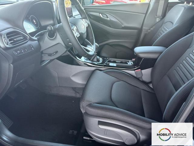Hyundai i30 Comfort Plus 1.0 T-GDI Navi / PDC V+H mit Kamera Shz Vorne LED Alu 17'' 
