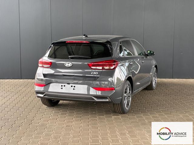 Hyundai i30 Comfort Plus 1.0 TGDI DCT / ACC Keyless Totwinkelassis. PDC V&H + Kamera Sitz Lenkradheizung LED Alu 17'' 
