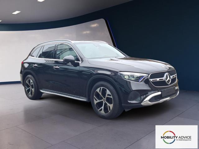 Mercedes-Benz GLC 220 d 4Matic (254.605) 220d Premium AHK Pano SitzKlima Distronic 