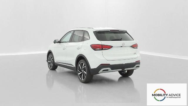 MG ZS Luxury 