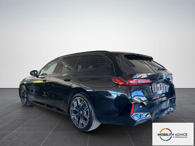 BMW 5er Touring d xDrive M SPORT PRO /AHK/PANO/STHZG/ 