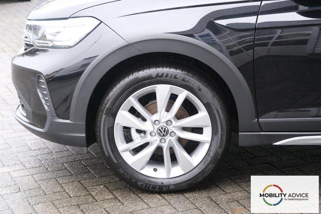 VW Taigo Life Deep Black Perleffekt 