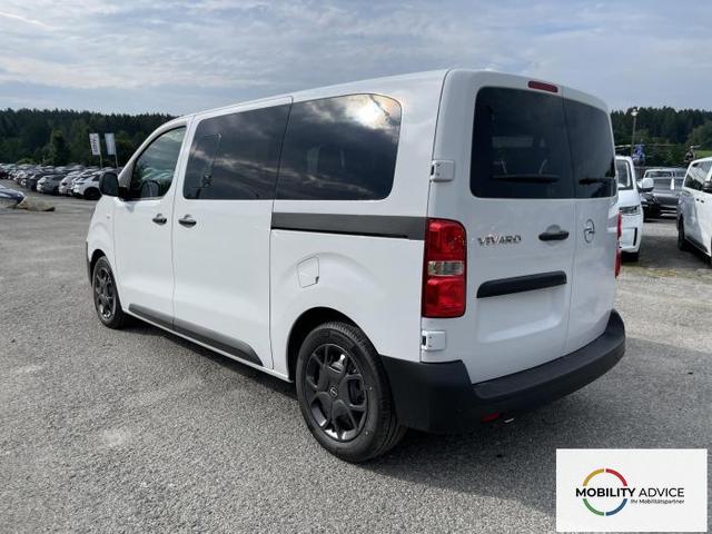 Opel Vivaro M Kombi 9-Sitzer (M ) 2.2 Diesel 132 KW (179 PS) 8-Gang Automatik 