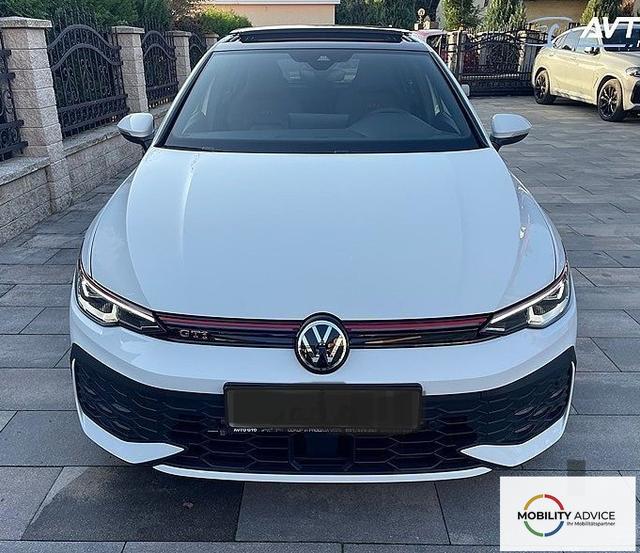 Volkswagen Golf VIII 2.0 TSI GTI 19" LM IQ.LIGHT PANO Infotainment-Paket "Discover" 