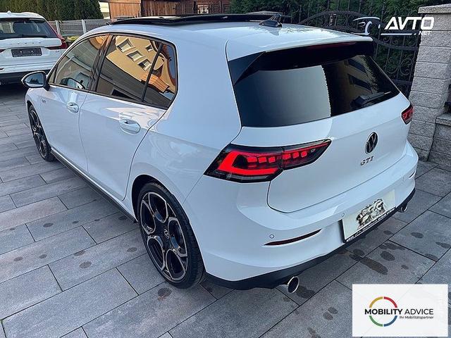Volkswagen Golf VIII 2.0 TSI GTI 19" LM IQ.LIGHT PANO Infotainment-Paket "Discover" 