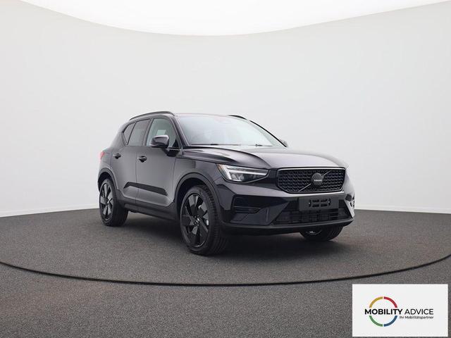 Volvo XC40 2.0 Black Edition Plus B4 Mild-Hybrid 197PS Automatik elektr. PanoDach R&uuml;ckf.Kamera PDC v+h ACC el.Heckklappe Harman/Kardon-Sound Klimaautomatik Sitzheizung Lenkradheizung Apple CarPlay Android Auto 20-LM 