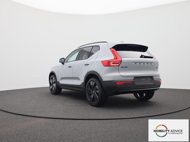 Volvo XC40 2.0 Black Edition Plus B4 Mild-Hybrid 197PS Automatik elektr. PanoDach R&uuml;ckf.Kamera PDC v+h ACC el.Heckklappe Harman/Kardon-Sound Klimaautomatik Sitzheizung Lenkradheizung Apple CarPlay Android Auto 20-LM 