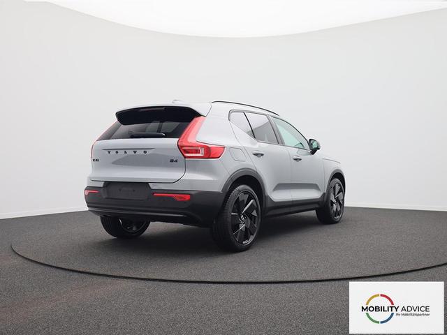 Volvo XC40 2.0 Black Edition Plus B4 Mild-Hybrid 197PS Automatik elektr. PanoDach R&uuml;ckf.Kamera PDC v+h ACC el.Heckklappe Harman/Kardon-Sound Klimaautomatik Sitzheizung Lenkradheizung Apple CarPlay Android Auto 20-LM 