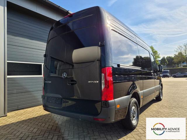 Mercedes-Benz Sprinter 317 Pro L2H2 2.0 CDi 170PS Automatik 3,5t 3-Sitzer Klimaautomatik Bluetooth DAB Apple CarPlay Android Auto PDC v+h R&uuml;ckf.Kamera Tempomat Ganzj.Reifen 