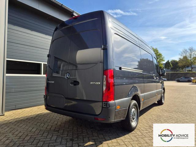 Mercedes-Benz Sprinter 317 Pro L2H2 2.0 CDi 170PS Automatik 3,5t 3-Sitzer Klimaautomatik Bluetooth DAB Apple CarPlay Android Auto PDC v+h R&uuml;ckf.Kamera Tempomat Ganzj.Reifen 