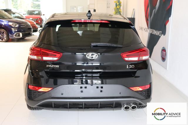 Hyundai i30 N Line 1.5 TGDi 117 kW (160 PS) Navigationssystem, DAB, Bluetooth, Android Auto, Apple CarPlay, 2-Zonen-Klimaautomatik, R&uuml;ckfahrkamera, Sitzheizung, Lenkradheizung, 18" Leichtmetallfelgen, uvm. 