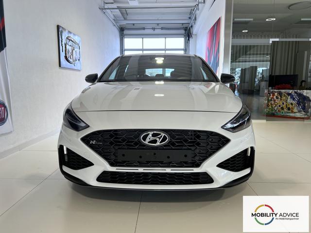 Hyundai i30 PD N-Line 1,5 TGDi 48V Serenity White, Beispielbilder, ggf. teilweise mit Sonderausstattung