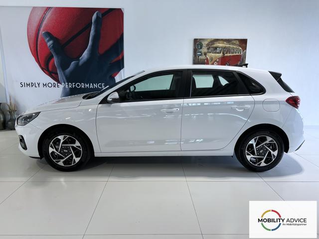 Hyundai i30 GO Atlas White