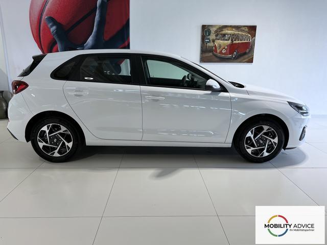 Hyundai i30 GO Atlas White